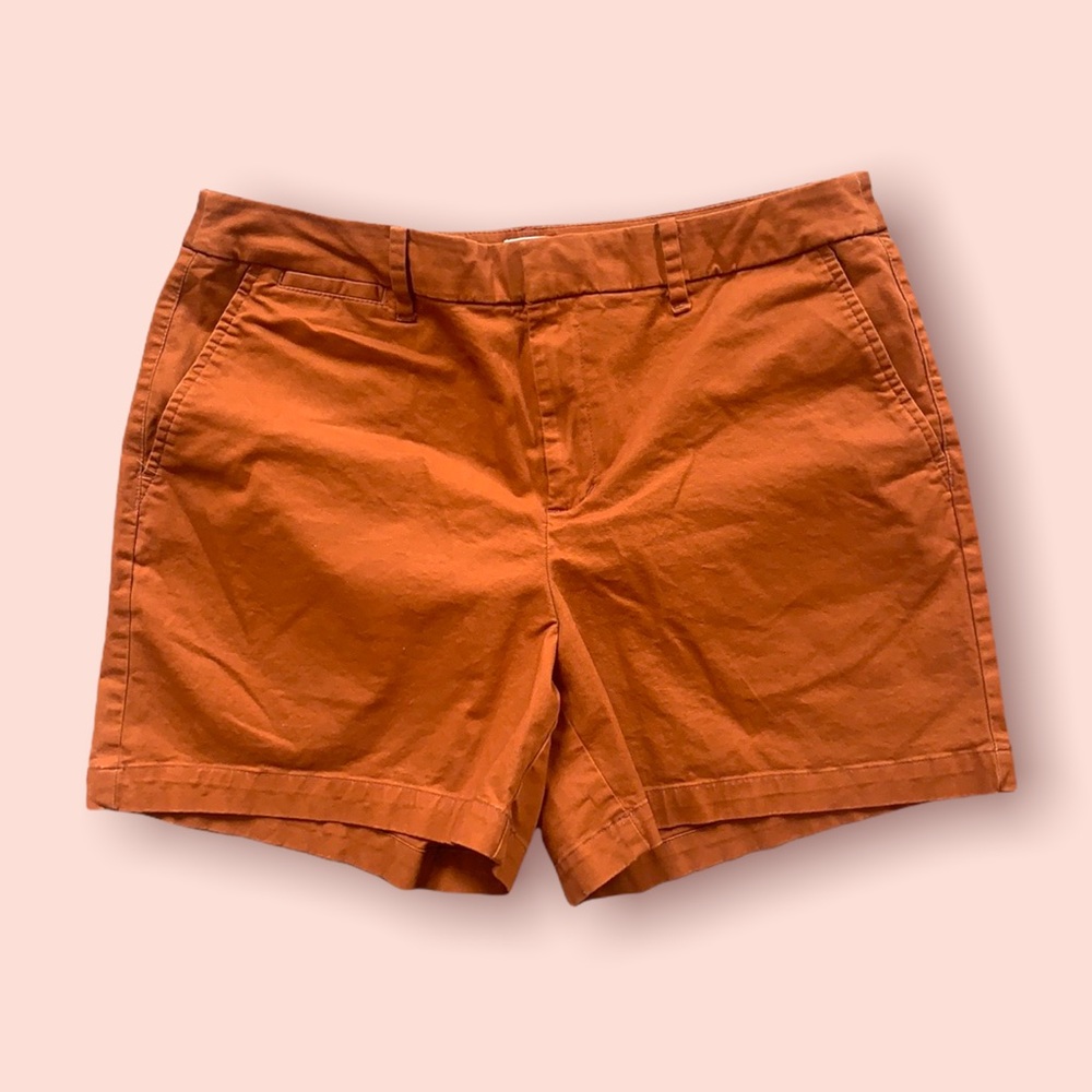 Mid rise chino shorts…size 12